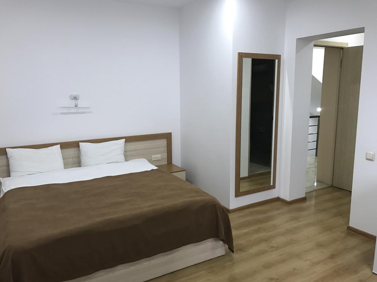 Hotel Marseille Batumi Kültér fotó