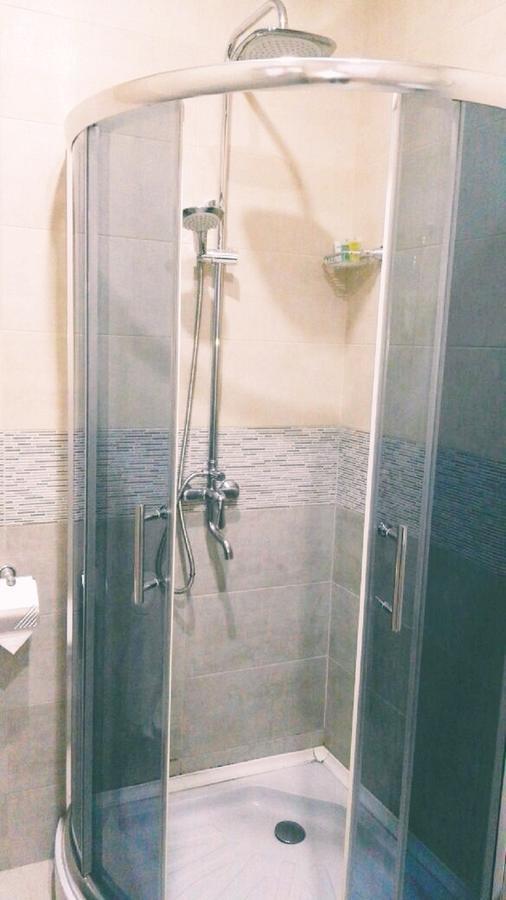 Hotel Marseille Batumi Kültér fotó
